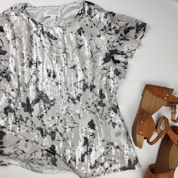 🔴 Badgley Mischka Sequined Grey Silver Floral Top XL - Picture 6 of 15